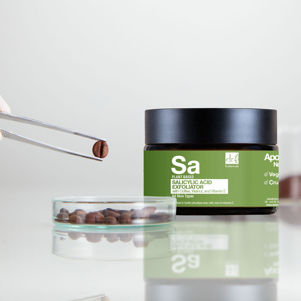 RDB535 Dr Botanicals Salicylic Acid Exfoliator with Coffee, Walnut & Vitamin E 60ml