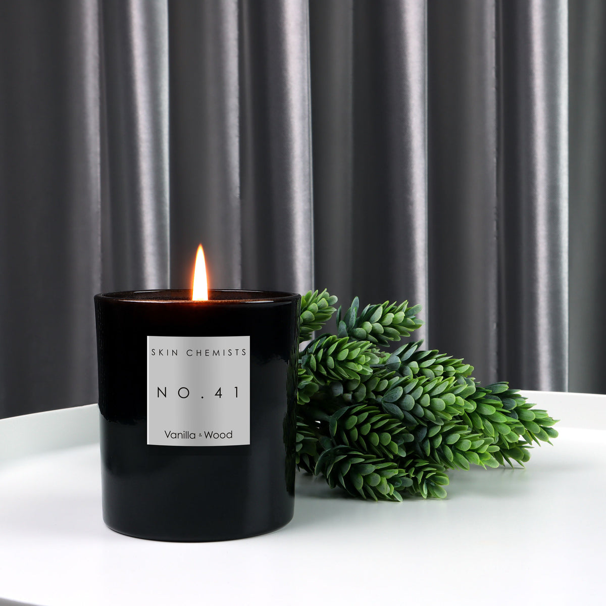 SC796 skinChemists No.41 Vanilla & Wood Candle 200g